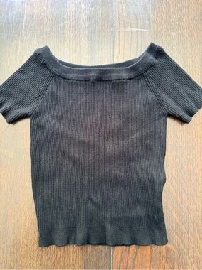 Art Class Black Ribbed Off-the-Shoulder Short-Sleeve Stretchy knit Sweater 7/8